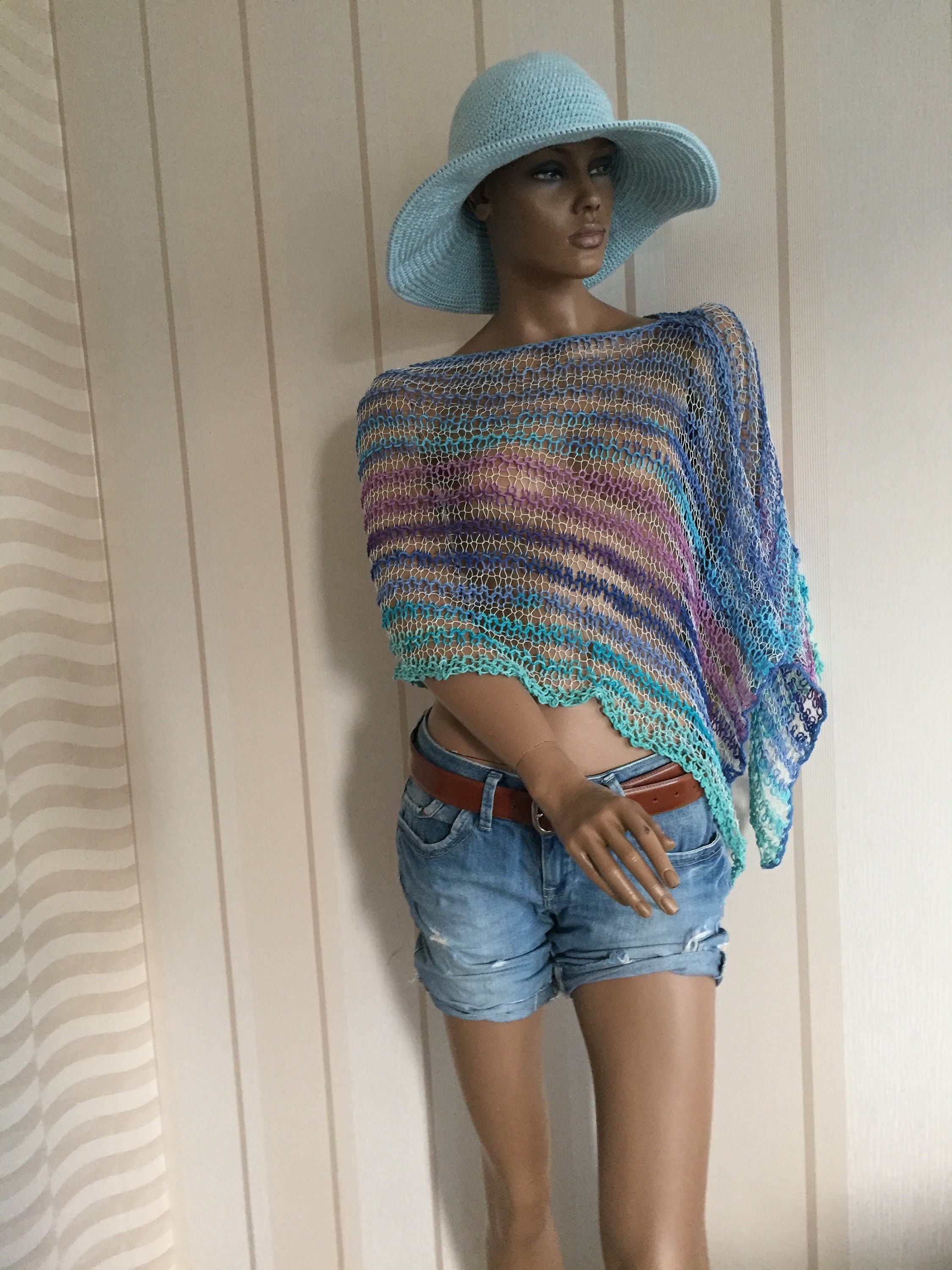 knitting thick women's loose shawl