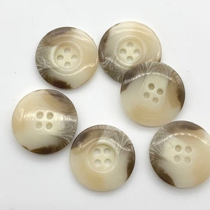 Fabulous Italian mock horn buttons, 28mm, 8 pieces