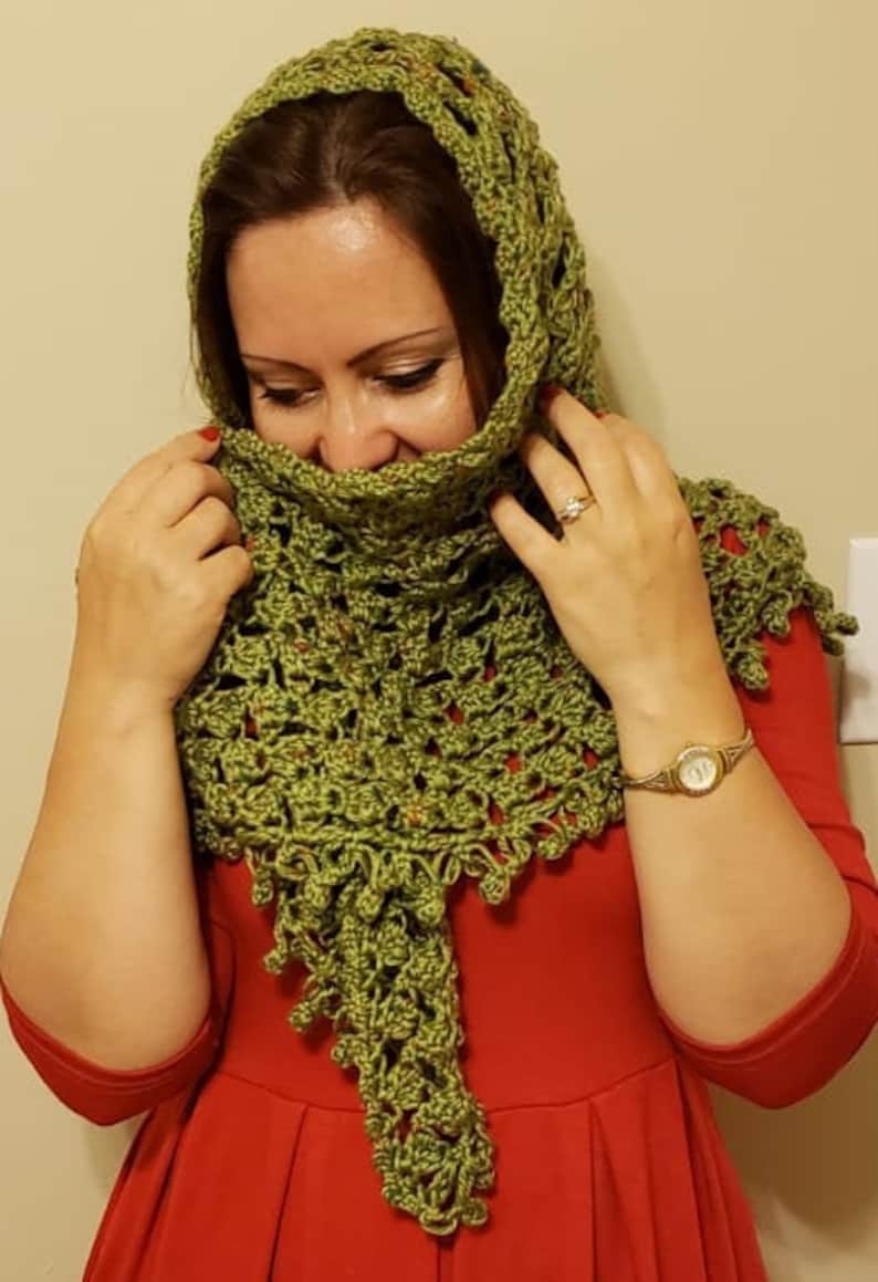 Olive Green Turban Hat and Lacy ShawlBaktus