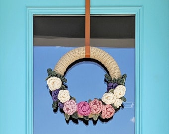 Schema per ghirlanda di fiori all'uncinetto: adatto ai principianti, decorazione stagionale da 35 cm (schema in PDF)