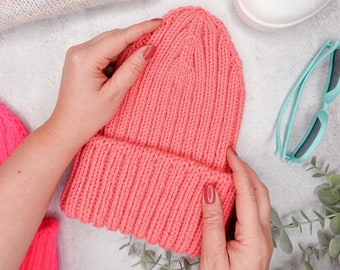 Knitted Hat Pattern and Video, Easy Ribbed Knit Beanie Toque for Beginners, Pdf