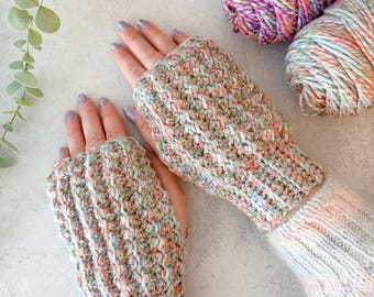 Hand and Wrist Warmers, Fingerless Gloves Crochet Pattern and Video Tutorial, Beginner Friendly, pdf