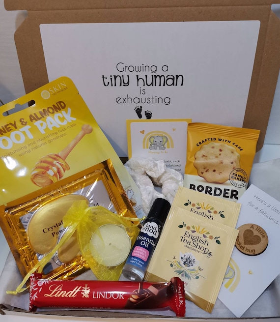 Mum to be pamper box, mummy to be gift, baby on the way, pamper box, letter box gift, new baby, hug in a mug