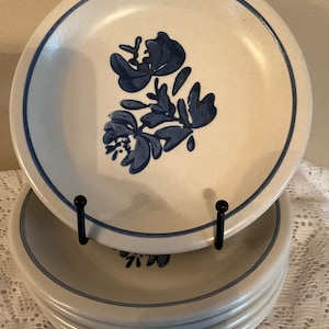 Pfaltzgraff Yorktowne Bread, Dessert Plates Set of 6