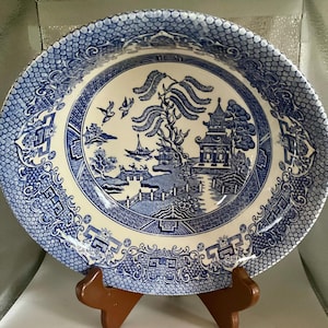 Blue Willow Vegetable Bowl, EIT English, Ironstone,  Blue & White Round Serving Bowl 8 1/2”D