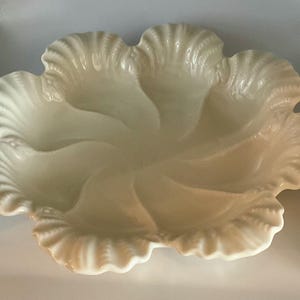 Lenox Ivory Cabbage Leaf Serving Bowl, Porcelain Serveware, Bridal Shower, Wedding Serveware 10 1/2”D