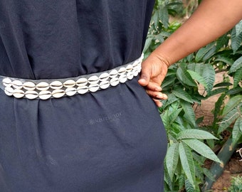 Woman double row African vintage cowrie shells belt sewn on goat leather, boho ethnic jewelry