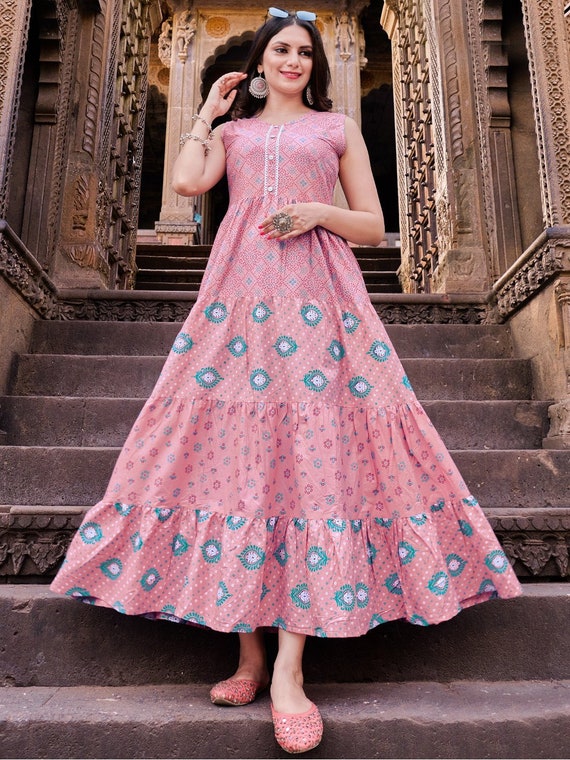 Indian Gown - Buy Powder Pink Sequence Embroidery Shaded Kalidar Anarkali  Gown