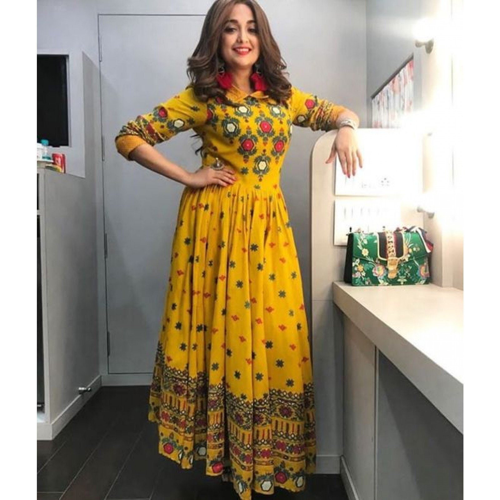 Nibs Tog Mustard Yellow Chikankari Kurti for Women Cotton With Bell  Sleeves, Indian Lucknowi Chikankari Kurta Handmade - Etsy