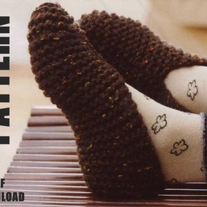 Slipper Socks, Ladies Slippers, Knitting Pattern, Ladies Basic Slipper, PDF Instant Download, Lounge Slippers
