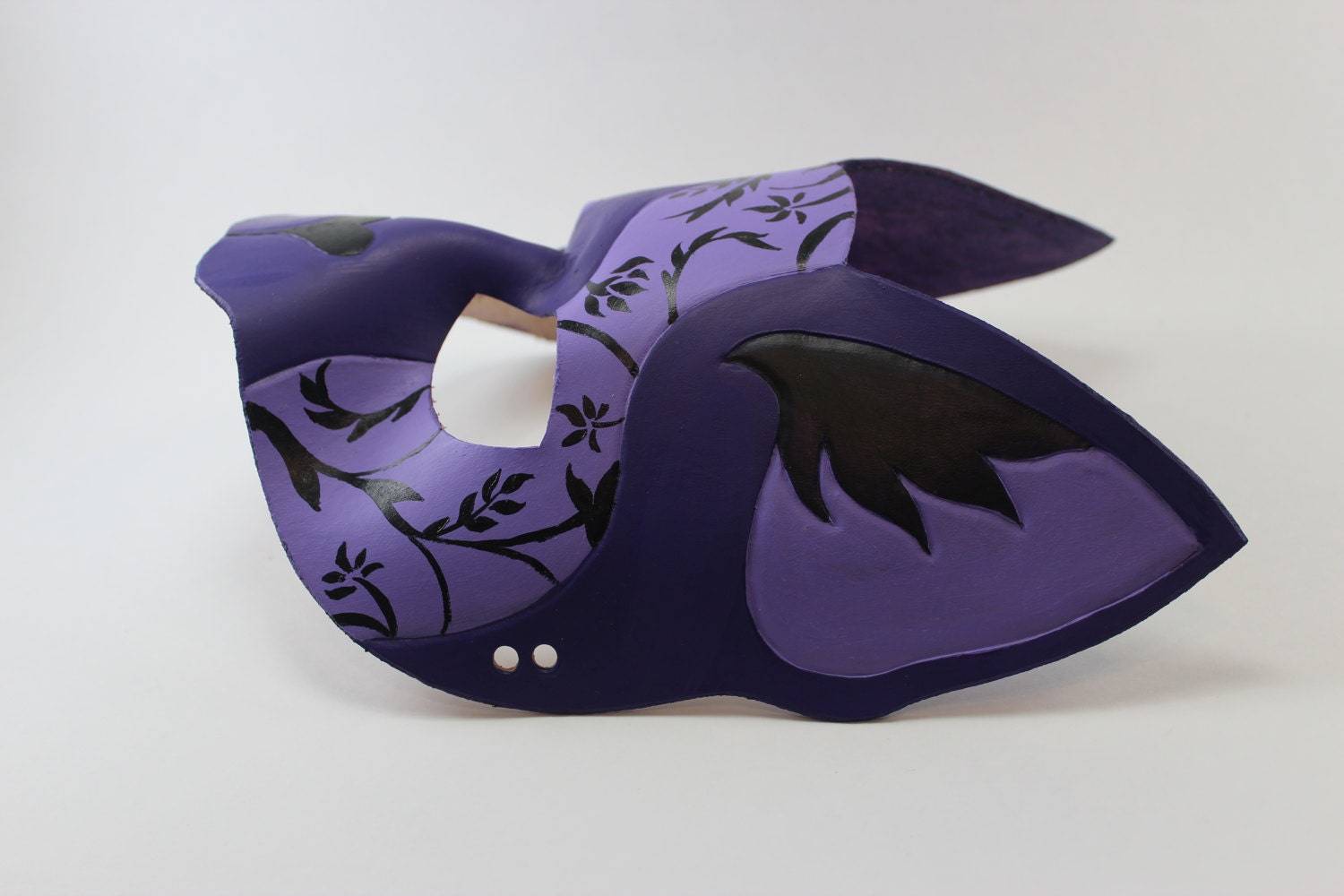 Noir Temptation Masquerade Cat Mask