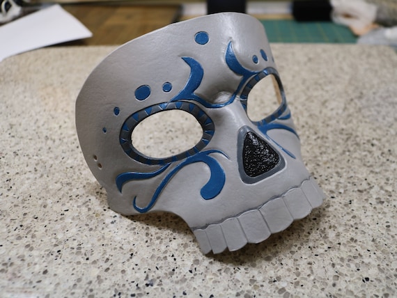 Rwby Grimm Reaper Mask Maria Calavera Cosplay Accessory Etsy Rwby Grimm Reaper Mask Maria Calavera Cosplay Accessory Etsy