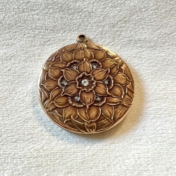 Art Nouveau Stylized Flower Locket with Paste Stones