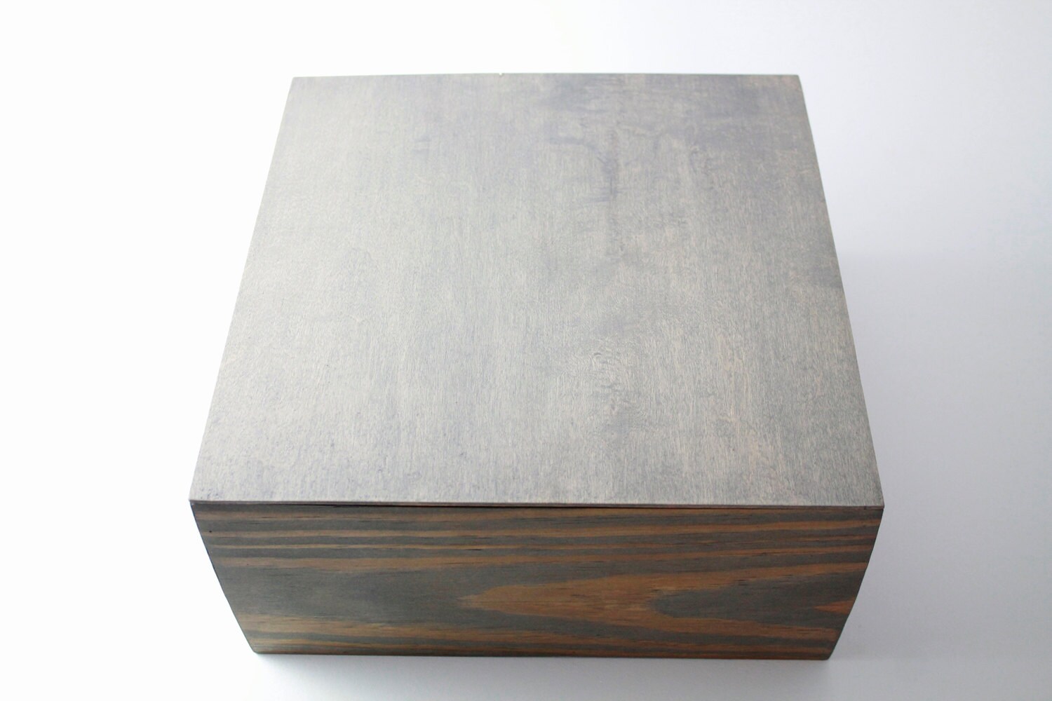 12x-12x-6-box-with-lid-stained-classic-gray