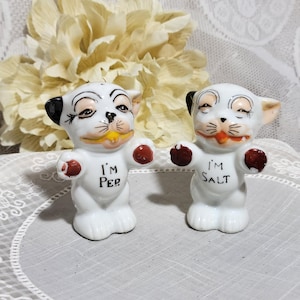 RARE Salt and Pepper Shakers Set, Vintage Ceramic Hand Painted Dogs, Made in Japan