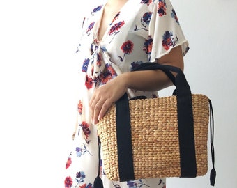 Woven Water Hyacinth Tote Bag: Summer Beach Bag