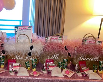 VELMAR ) Personalized Feather Beach Bag: Luxury Bridesmaid Gift