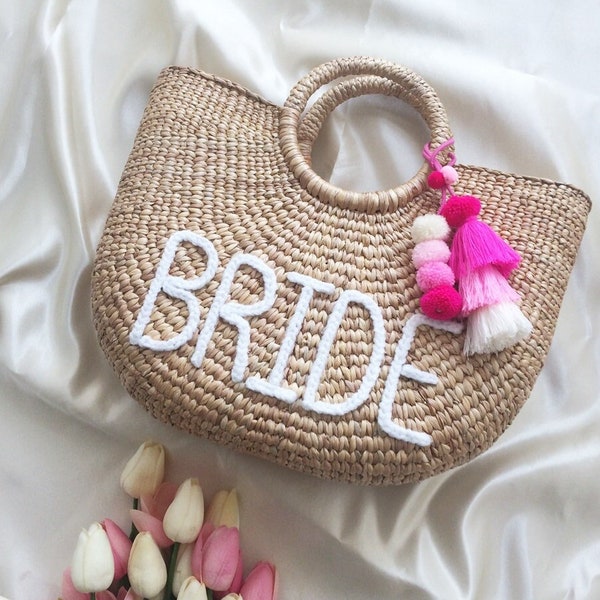 Mia) Garden wedding Christmas Gifts Bride Straw bag with tassel Bridesmaid Gift  Personalized customized Bridal Party Bachelorette BOHP