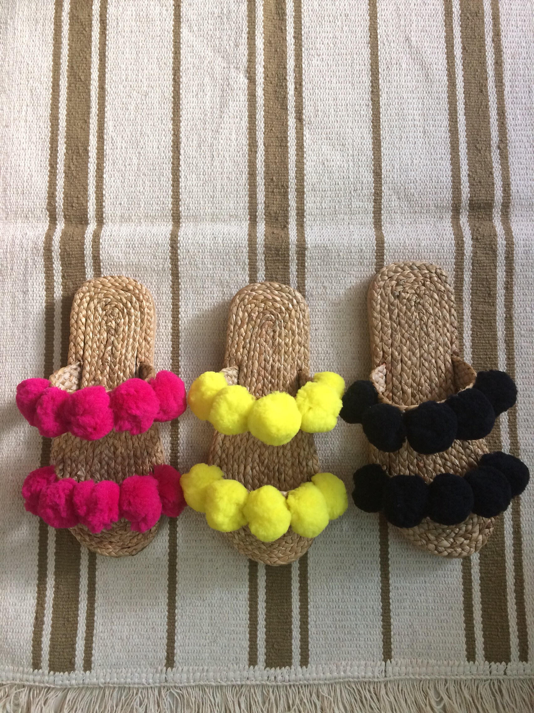 sandals with fluffy pom poms