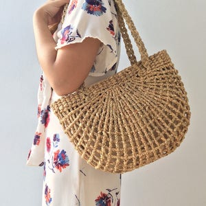 Unique bridesmaid gift ideas / Beach Totes / Straw Bag / Basket / Woven / Hand bags / Straw tote / seagrass / wicker bag