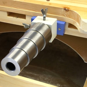 Armbanddoornhouder en getrapte, ronde, stalen doornset - KIT-0025