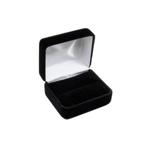 Black Velvet Double Ring Box
