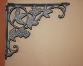 Grape Leaf Shelf Brackets, Cast Iron 9 inch, B-12
