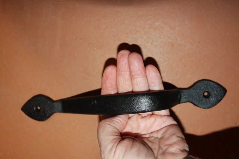 Rustic Primitive Early Colonial Door Pull Handle Heavy Cast Iron 10 HW