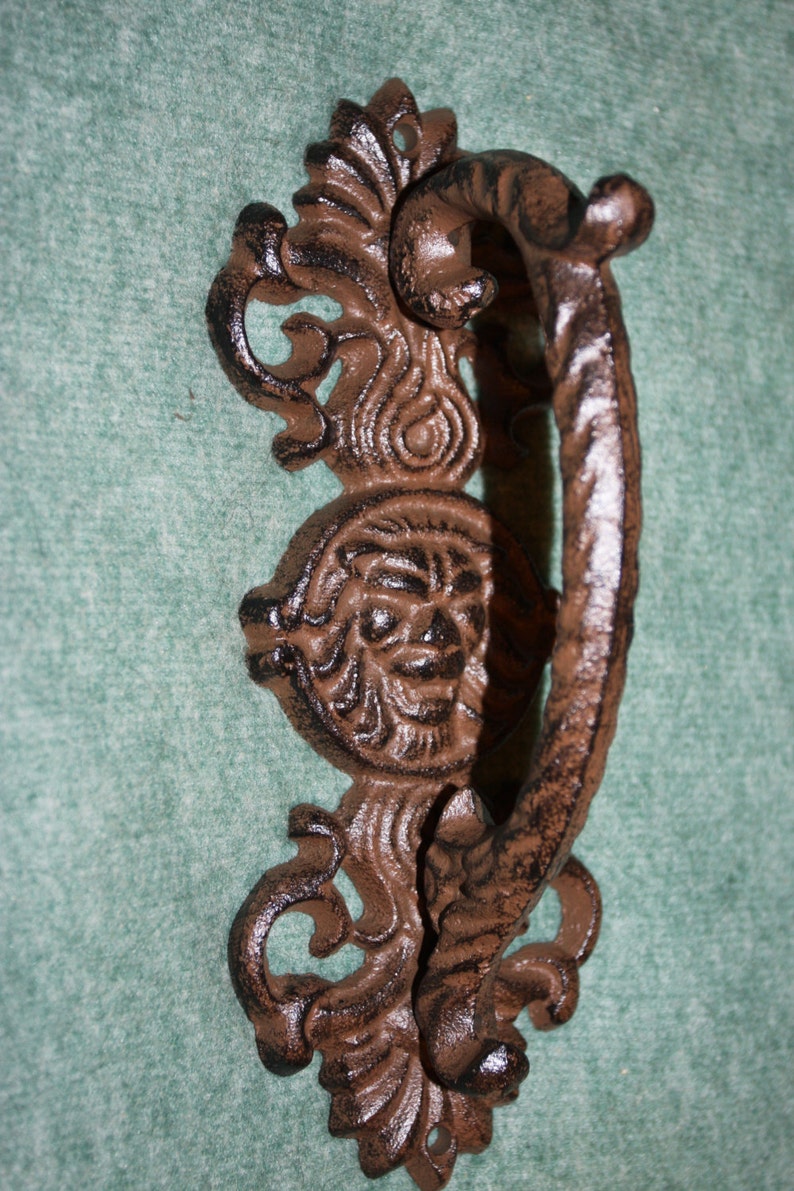 cast iron Roman lion hardware pcs 8 Large lion head door handle Roman decor Large door pull free shipping 8 58 HW-21