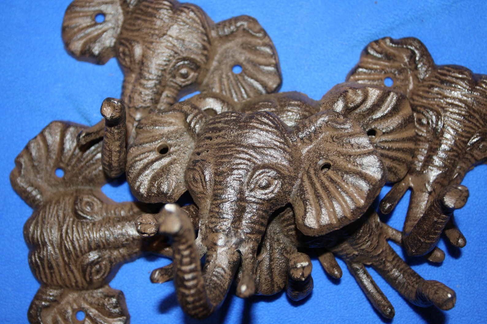 5 Elephant Wall Hooks Cast Iron 5 Elephant Collector Etsy