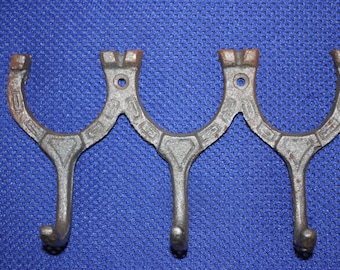 Triple Horseshoe Coat Hat Hook, cast Iron  W-31 Free Ship