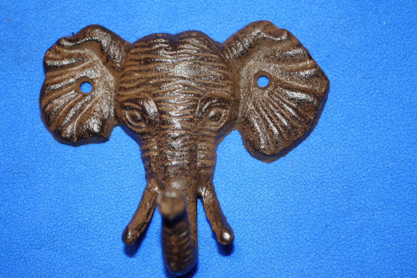 5 Elephant Wall Hooks Cast Iron 5 Elephant Collector Etsy