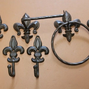 Antique Style French Victorian Bathroom Decor Accessories La Fitte's image 1