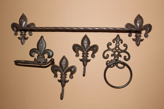 Featured image of post Fleur De Lis Bath Decor / Product titlegsm fleur de lis wall decor.