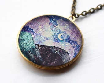 Starry Night Mountain Locket, Pet Locket, Celestial Gift for Her, Keepsake Pendant, Birthday Photo Locket for Friend, Memorial Necklace