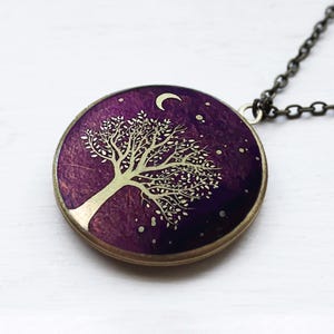 Moonlit Tree Locket Necklace, Pet Memory Locket, Mom Gift, Friendship Pendant with Long Chain for Her, Tree of Life Locket