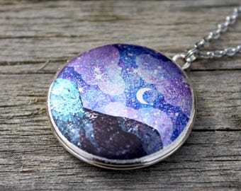 Starry Night Locket with Photo, Mother’s Day Pendant with Long Chain, Silver Locket Gift, Mountains and Stars Necklace, Stainless Steal