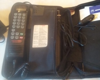 1990 Motorola Mobile Cellular Telephone complete with manuals and charger