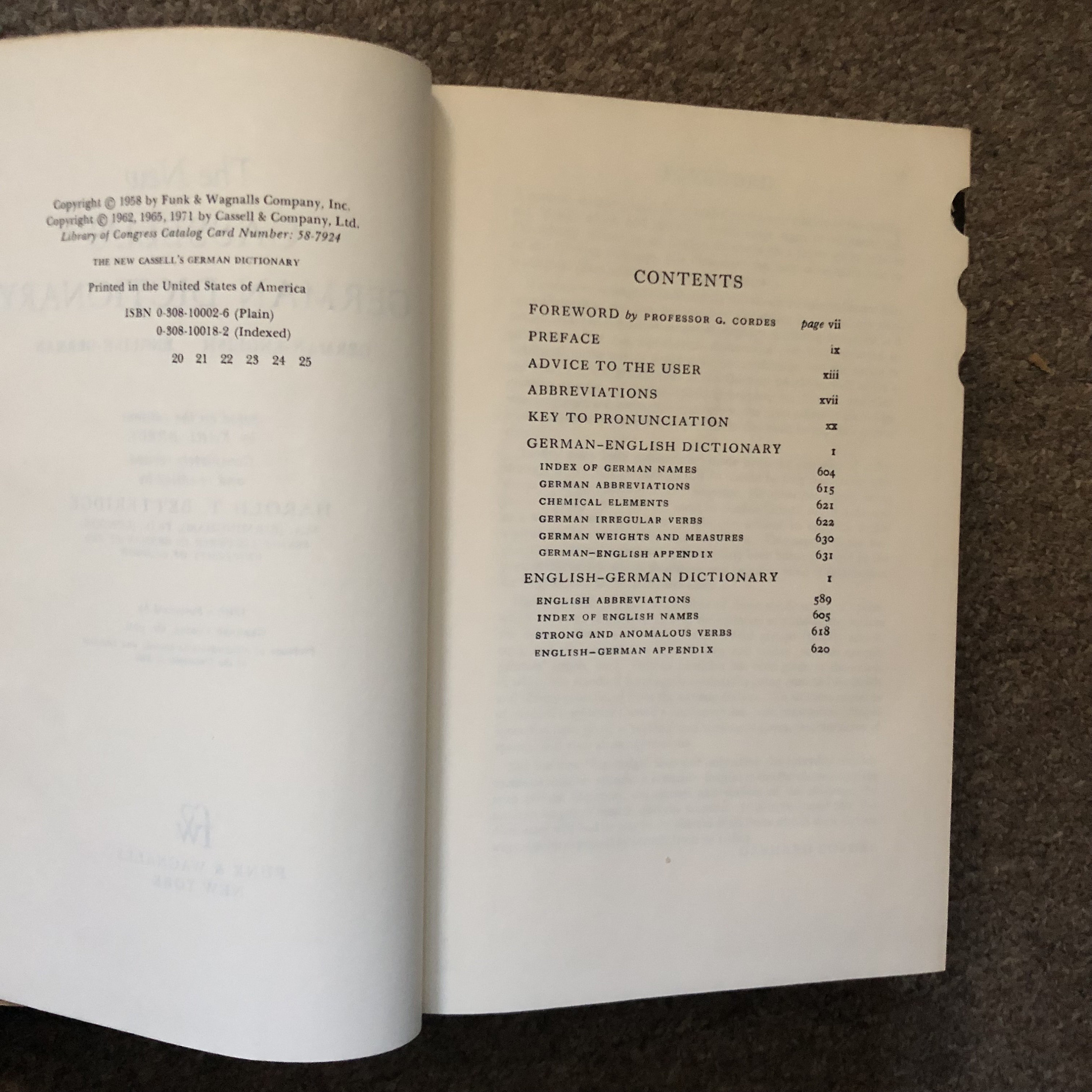 The New Cassell's German Dictionary German / English English