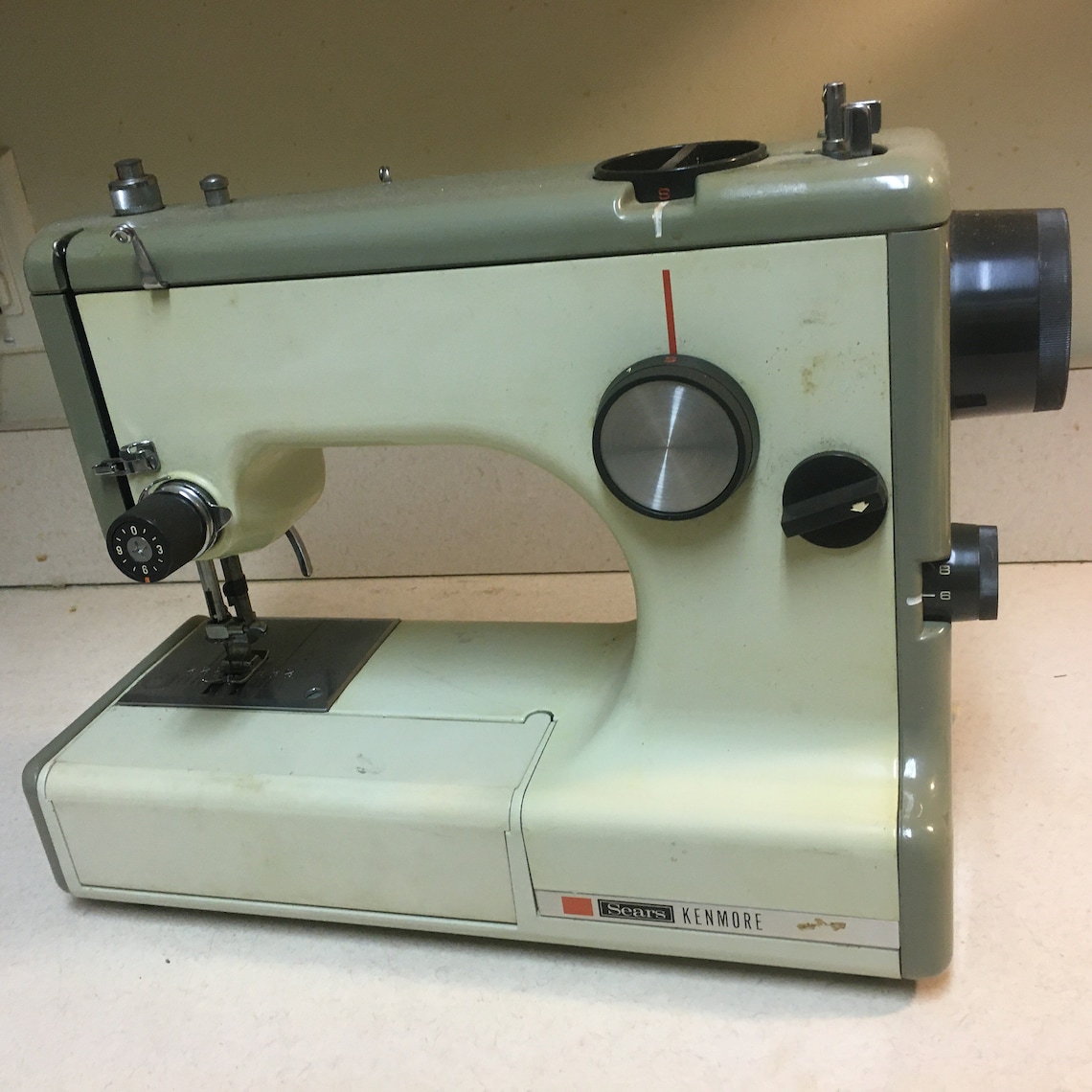Sears Kenmore Portable Sewing Machine 15810301 With Case Etsy