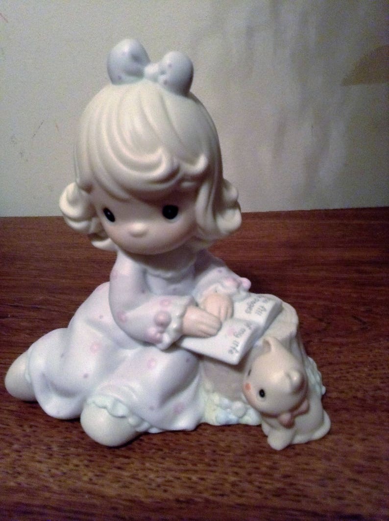 Precious Moments Figurine You Fill The Pages Of My Life A Girl With A Kitten Porcelain Bisque Enesco #530980 Collectible
