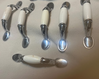 Cabinet and Drawer Pulls White & Nickle-Plated Designed Drawer Cabinet Door Pulls