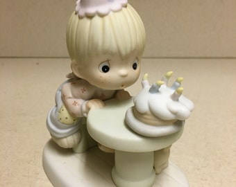 Precious Moments 1992 " May Your Every Wish Come True" # 524298 Figurine by Enesco Vintage Collectible