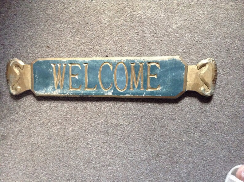 WELCOME Door Wall Sign Rustic Green /& Gold Colored Distressed Hanging Welcome Sign
