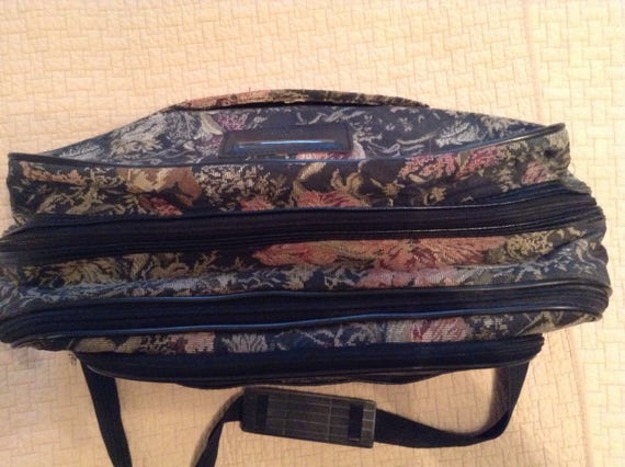Luggage Tapestry Patterned Overnight, Carrier, We… - image 5