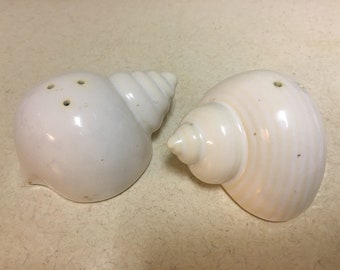 Salt & Pepper Shaker Set White Ceramic Salt Pepper Shakers