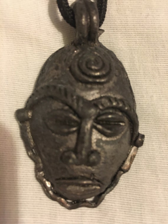 Tribal Mask Pendant Necklace Silver Cast Iron Tri… - image 5