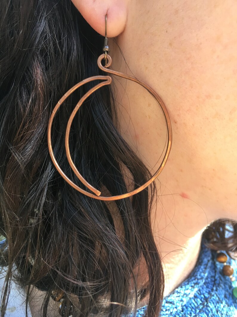 P H A S E \u2022 Crescent Moon-Shaped Copper Wire Earring Set