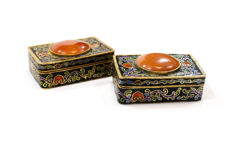 Hinged Top Vintage Asian Enamel Art Boxes Chinese Cloisonne /& Carnelian Trinket Boxes