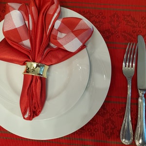 Jacquard Christmas Placemats, Napkins  & Gold Beaded Napkin Rings -  Set Of 4  Holiday Napkins